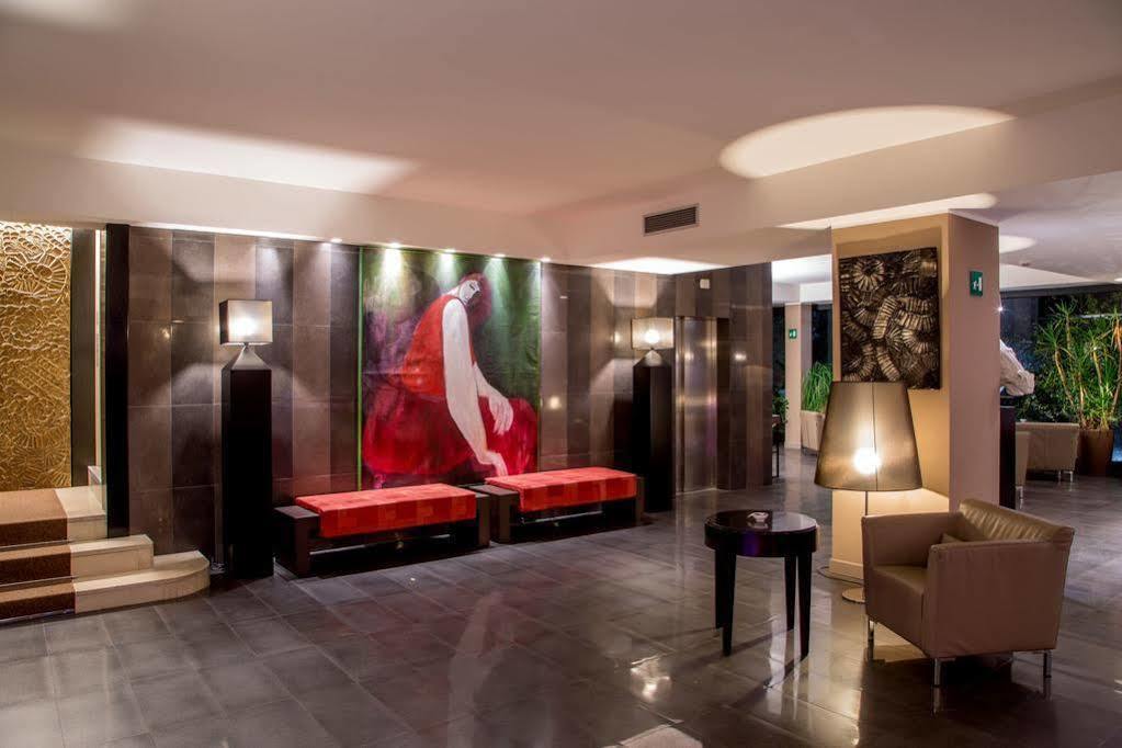 Park Hotel Sabina Magliano Sabina Buitenkant foto